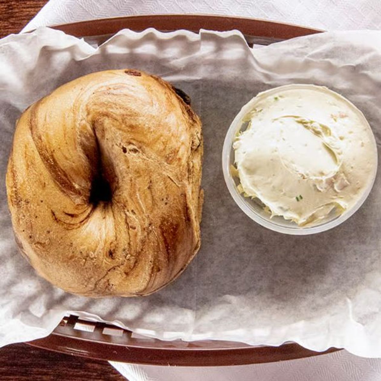 bagel with cream cheese